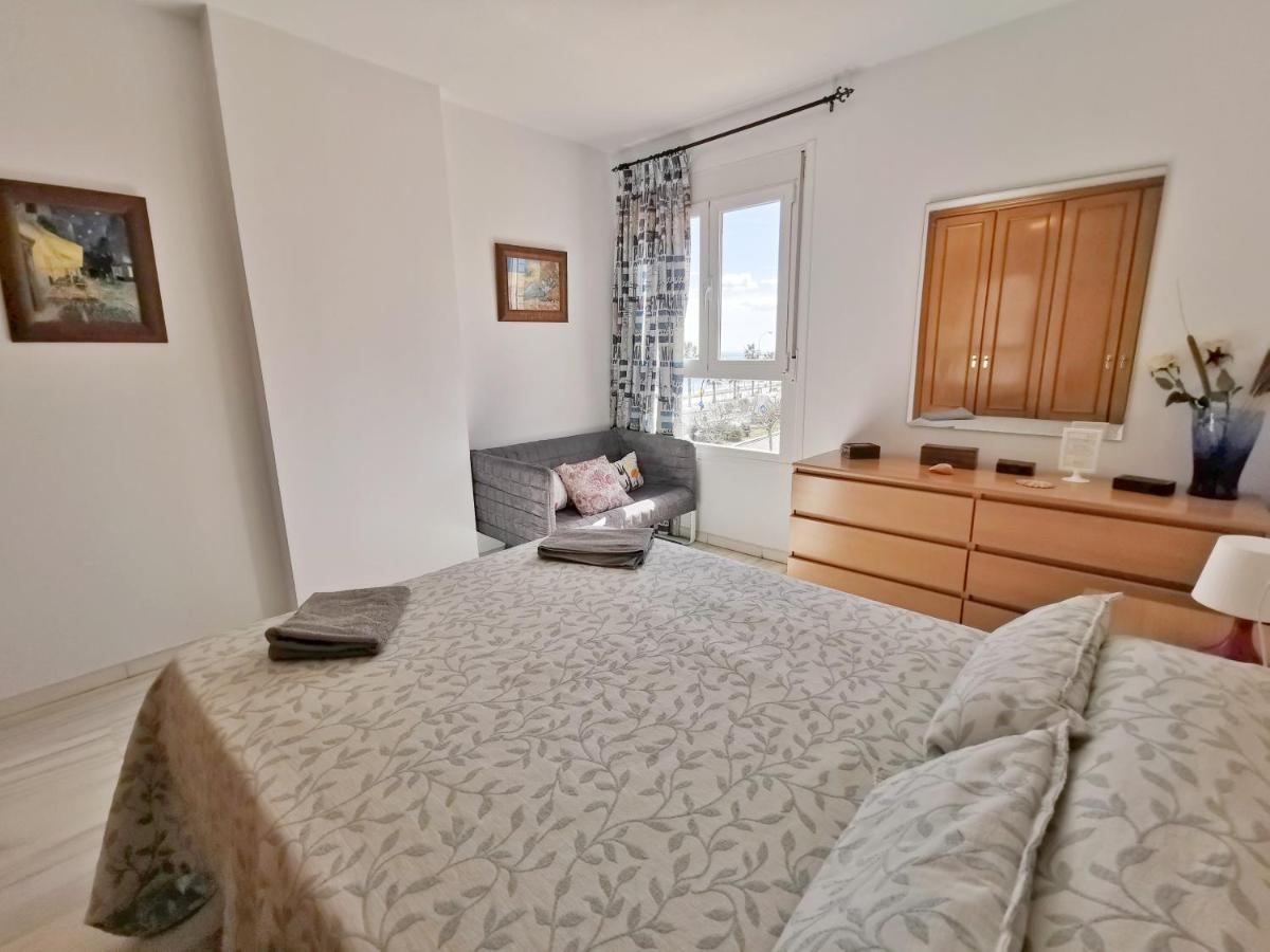 Neptuno Apartment: Sun, Beach And Relax In Huelin Malaga Exterior photo
